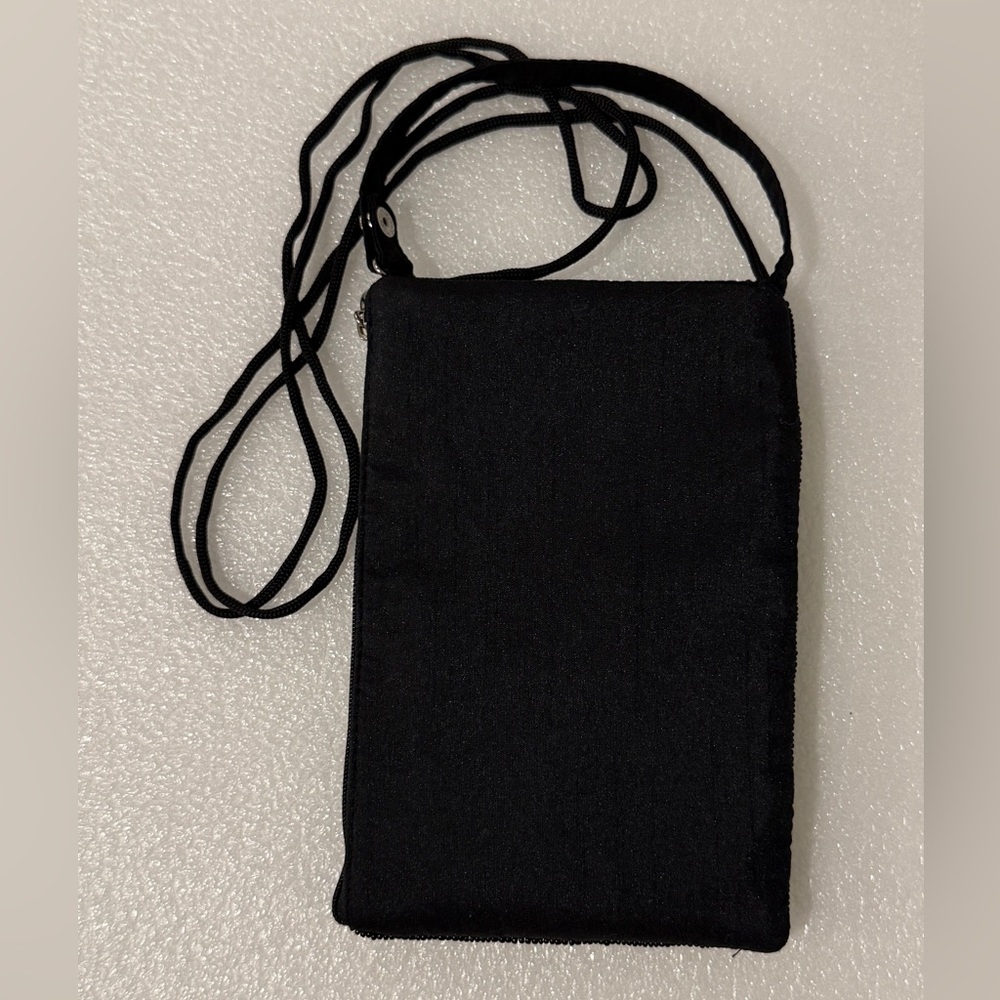 Bamboo Trading Company Black & White Beaded Cowrie Shell Crossbody Wristlet Bag - Picture 2 of 4